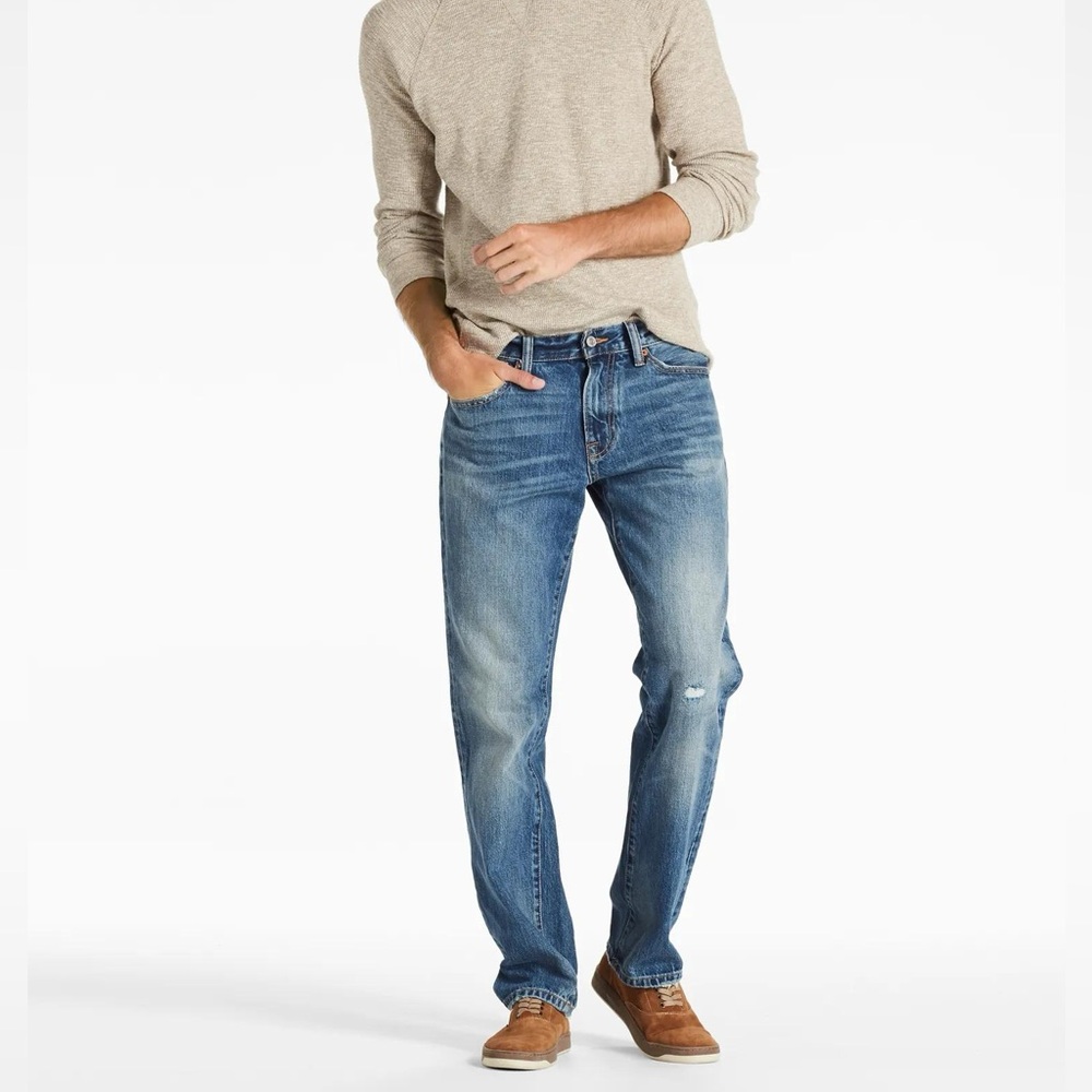 Lucky Brand Men's Faded Blue Straight Jeans